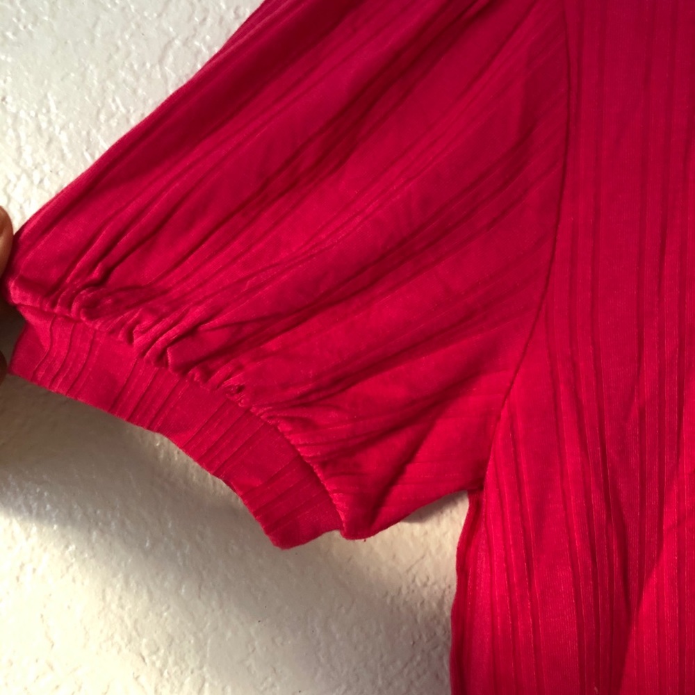 Banana Republic Hot pink blouse - Picture 3 of 3
